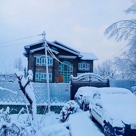 Sunset View Gulmarg Apartment Exterior photo